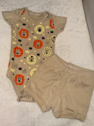 Roupa seminova (bebê)