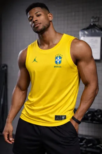 REGATA SELEÇÃO BRASILEIRA AMARELA TAMANHO G DRY-FIT 