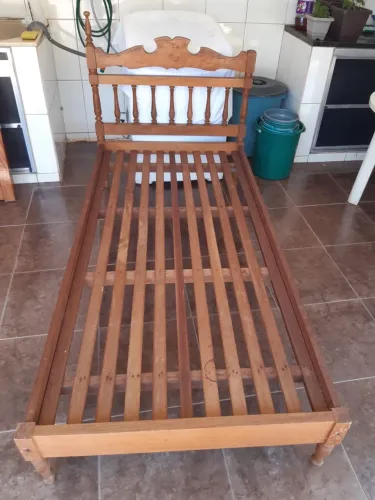 Cama de solteiro 
