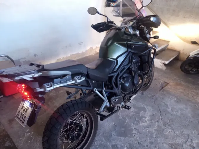 Vende-se ou troco Tiger trymph