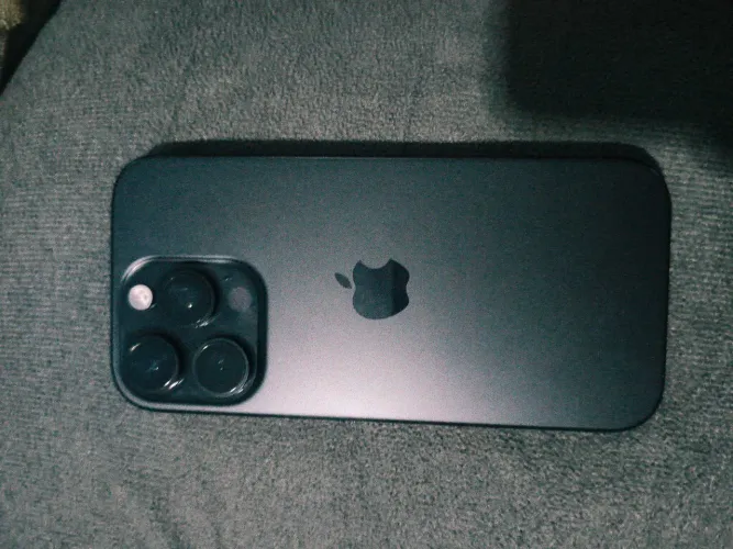 iPhone 16 Pro 256gb preto Titanium 