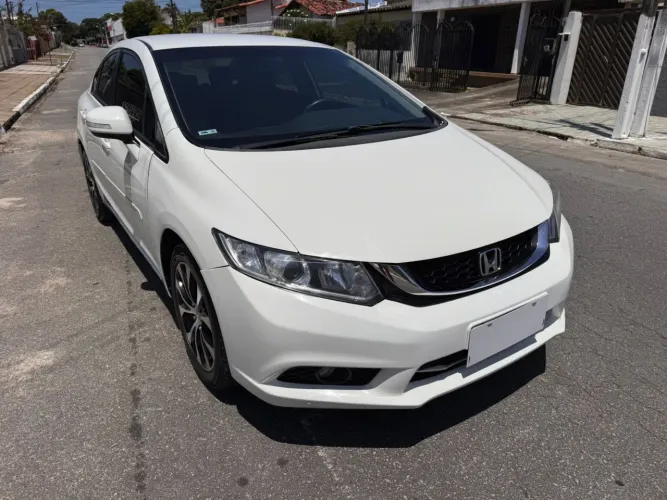 Honda Civic Sedan LXR 2.0 Flexone 16V Aut. 4P 2015