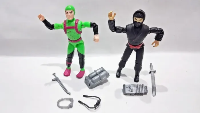Lote 2 Figuras Shark e Dragon Han Lanard The Corps GiJoe Comandos em Ação anos 90