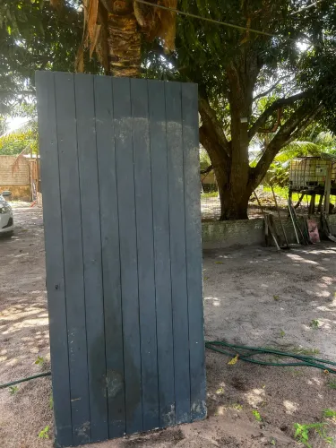 Porta de armazém antiga/antiguidade