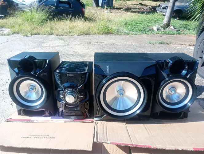 Micro System Samsung modelo MX-F850/ZD  Aceito cartão divido até em 12x  