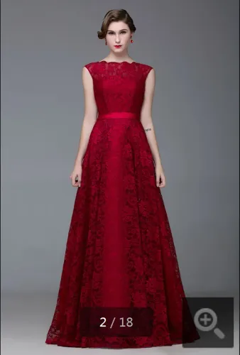 Vestido de festa com renda forrado