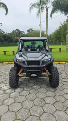Polaris GENERAL XP4 1000 Deluxe