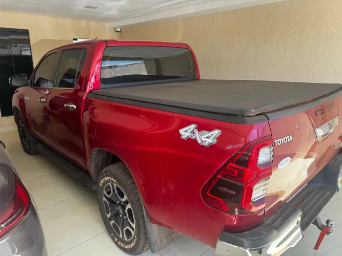 Toyota Hilux CD SRX 4X4 2.8 TDI 16V Diesel Aut. 2021