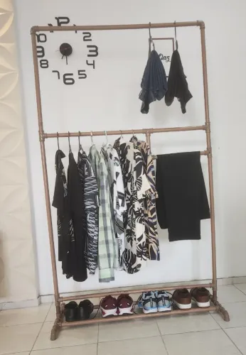  ARARA DE ROUPA FEITA EM PVC VARIOS MODELOS