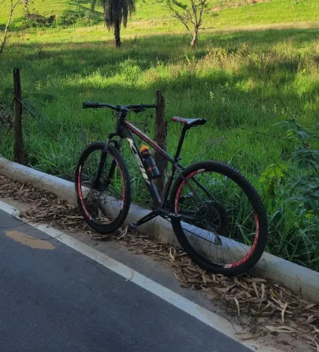 Bicicleta KSW aro 29