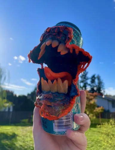 LATAS MONSTER CUSTOMIZADAS