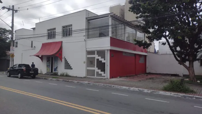 Prédio comercial com 15 salas à venda, 394 m² por R$ 1.400.000,00 - Centro - Taubaté/SP RE