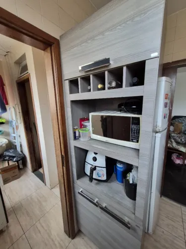 Armário de cozinha de pé e suspenso