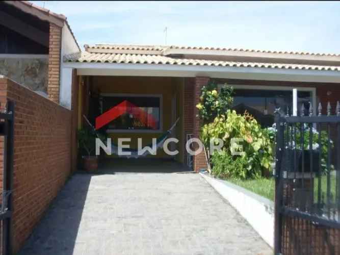 Casa em Rua Edson Vieira Carreira - Oásis - Peruíbe/SP