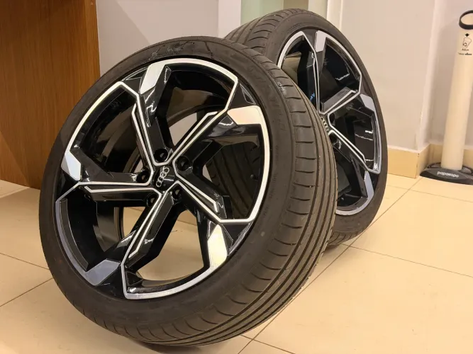 RODAS AUDI Q3 2026 ARO 20 + PNEUS NOVOS - 15 DIAS DE USO - ORIGINAIS DE FÁBRICA 