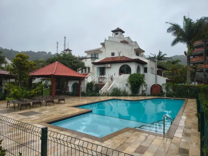 APARTAMENTO DUPLEX - PRAIA BRAVA