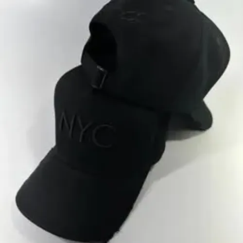 BONÉ NYC RASGADINHO PRETO FORRO PRETO