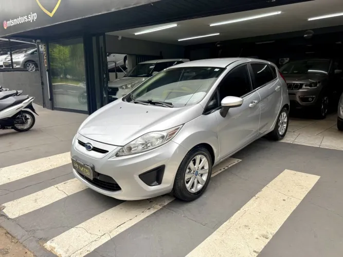 Ford Fiesta 1.6 16V Flex Mec. 5P 2012