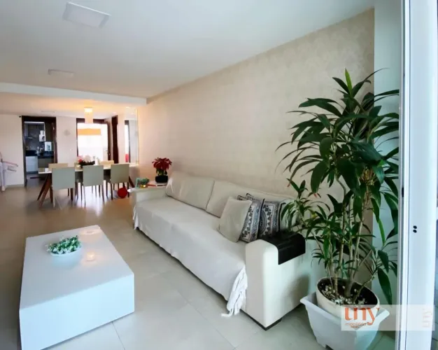 Apartamento com 126 m² e 3 suítes em ótima localização no Jardim Oceania