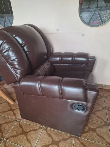 Poltrona reclinável
