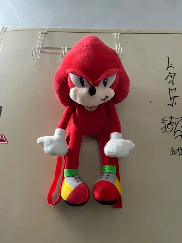 Sonic de pelúcia/ mochila