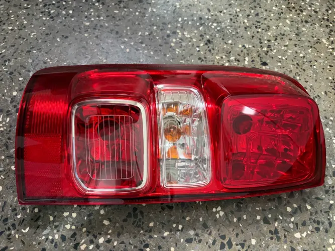 Lanterna Traseira S10 Lado Motorista - S10 Nova 2012 a 2025 original GM