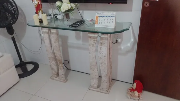 Conjunto de aparador em mármore 