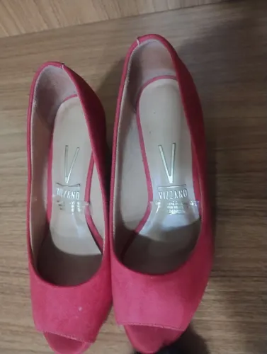 Scarpin vermelho lindo