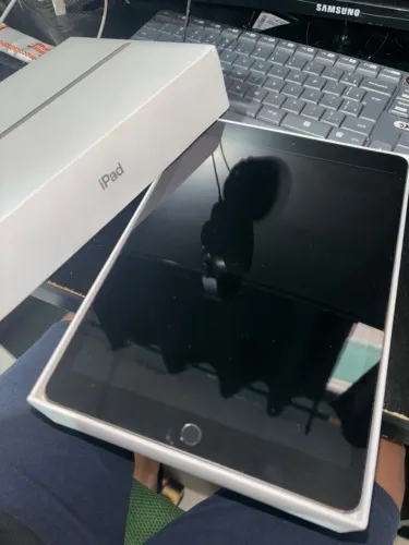 iPad 8ª geração/ 32gb/ Wi-Fi