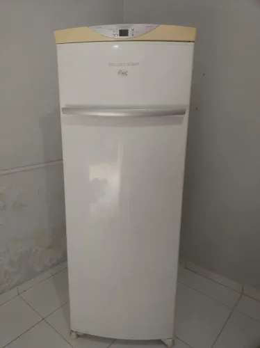 Freezer vertical frosfree Brastemp grande