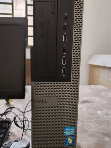 Computador marca DELL