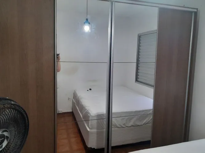 Guarda-roupa Casal