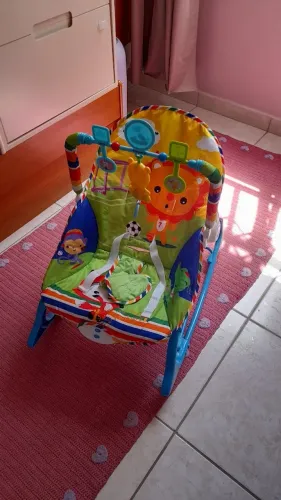 Cadeira Vibratória Musical Balanço Baby Style