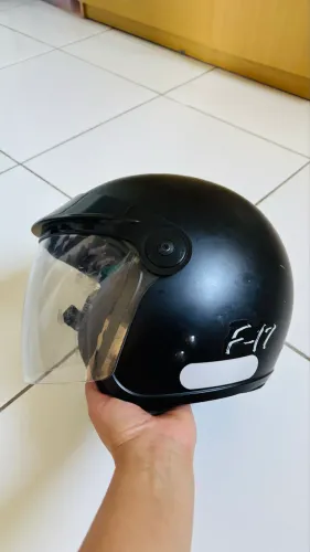 Capacete