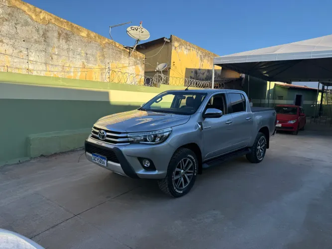 Toyota Hilux CD SRX 4X4 2.8 TDI 16V Diesel Aut. 2018