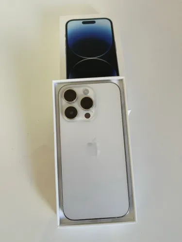 iPhone 14 Pro 256GB Silver - Impecável