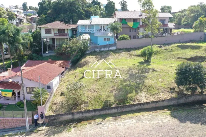 Terreno Urbano - Venda - 300m2 - Rua Peru - Parque Residencial Schroeder - Quadra I - Lote