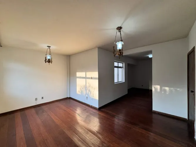 Apartamento para aluguel, 3 quartos, 1 suíte, 1 vaga, Sidil - Divinópolis/MG