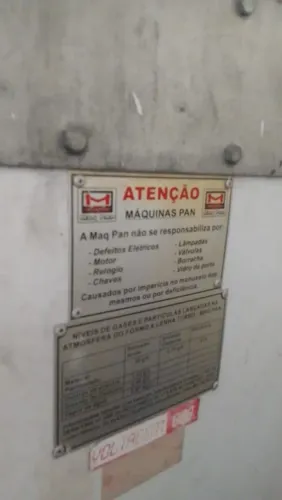 Forno trifásico e a lenha funcionando. Pra sair rapido
