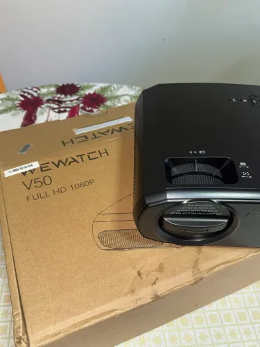 Projetor Wewatch V50 Full HD Nativo 1080p - Wi-Fi e Bluetooth (Na Caixa) 