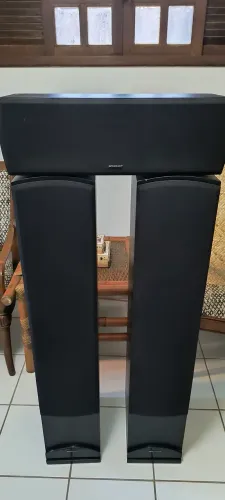 Kit de caixas para sala de cinema. Com 5.0 canais