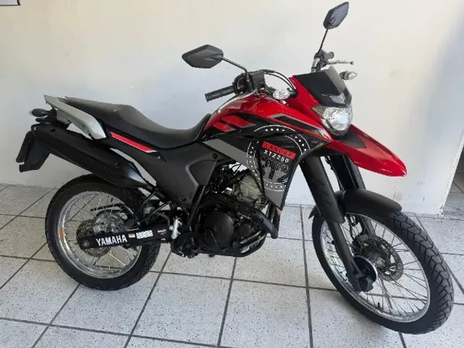 XTZ 250 LANDER 2023 NOVA DEMAIS , ACEITO TROCAS E FINANCIO . 
