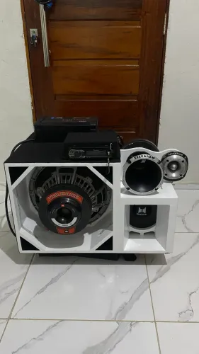 Som automotivo/ Trio completa