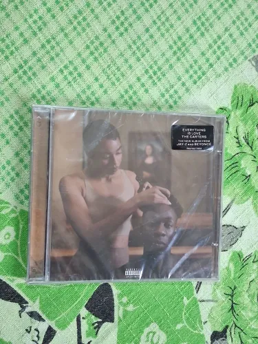 CD BEYONCÉ-EVERYTHING IS LOVE LACRADO