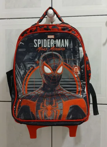 Mochila homem aranha