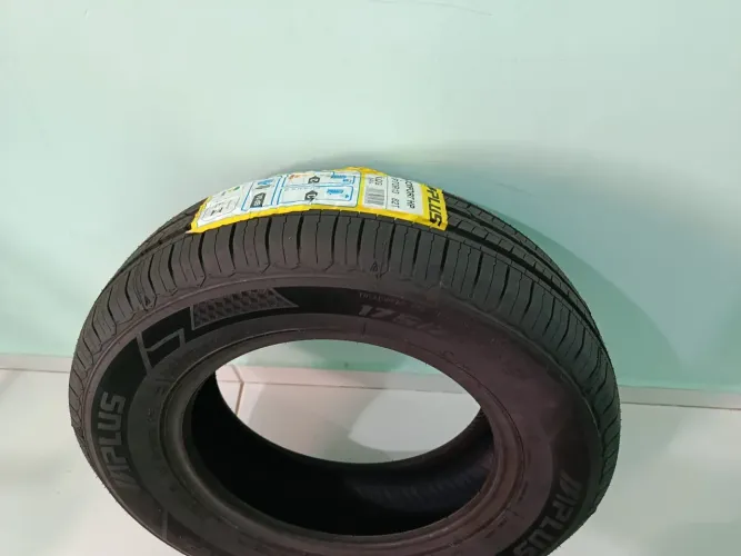 Vd pneu Aplus novo 175/70/13 novo