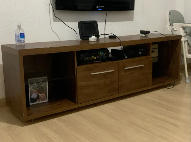 Vende-se rake de tv