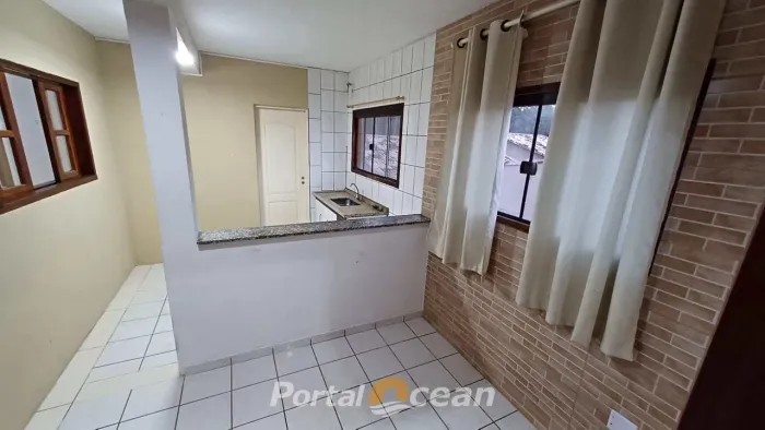 Casa - Extrema - 01 Dormitório em Condomínio - ACA3020