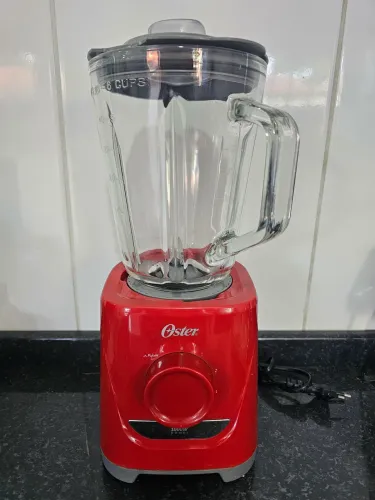 Liquidificador Oster Power 1,7L Vermelho - OLIQ501 | 127V