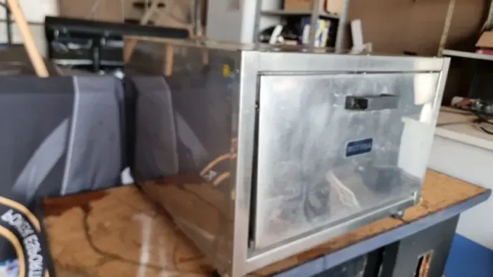 Forno em inox 90 litros auxiliar para fogão 0,64x0,43x0,60 cm industrial Metvisa semi novo